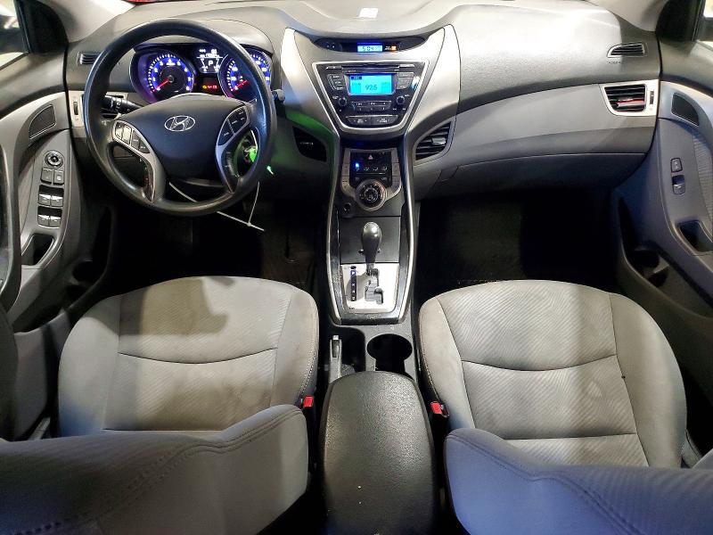 2013 HYUNDAI ELANTRA — Фото 8 из 12