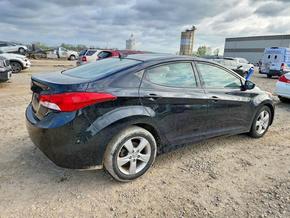 2013 HYUNDAI ELANTRA GLS — Фото 3 из 12