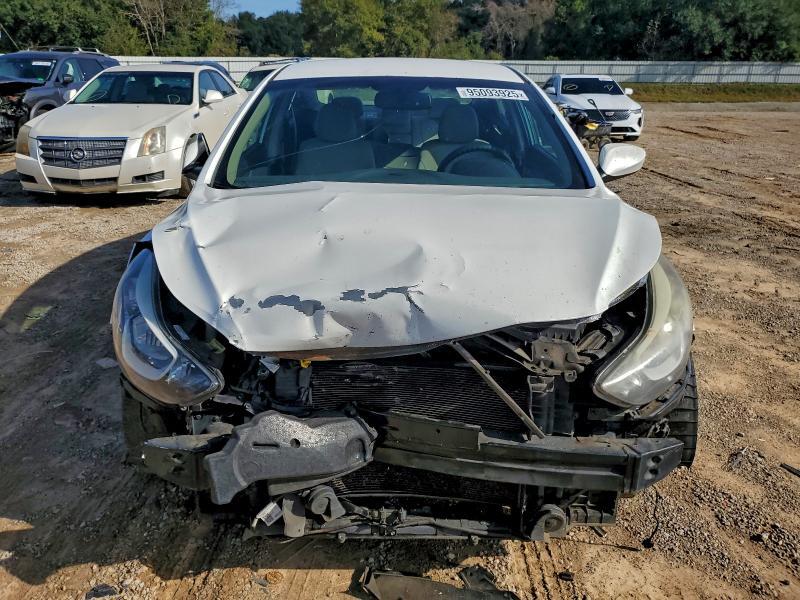 2014 HYUNDAI ELANTRA SE — Фото 5 из 13