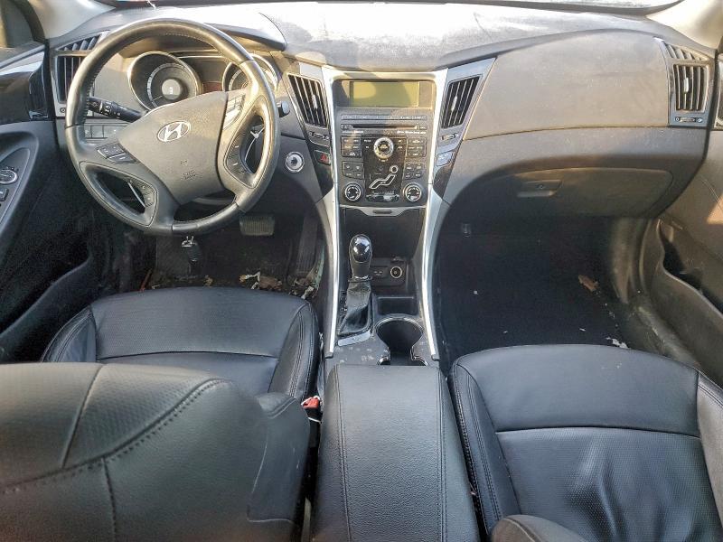 2011 HYUNDAI SONATA SE — Фото 8 из 12