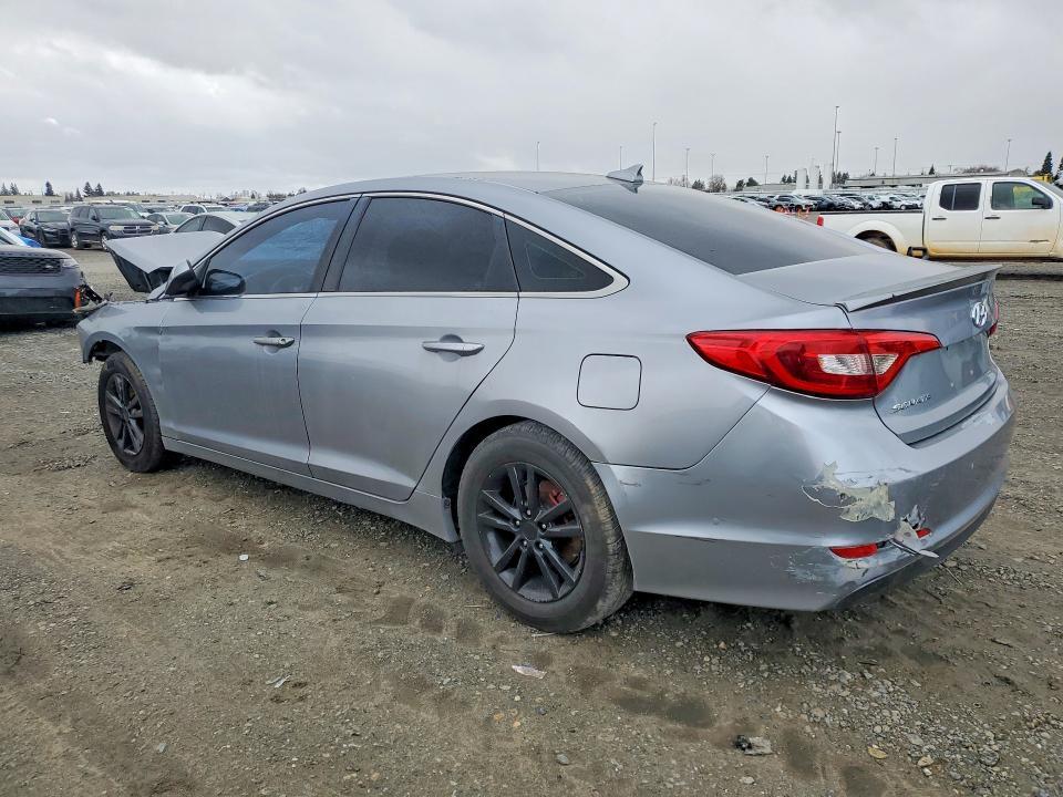 2015 HYUNDAI SONATA SE — Фото 2 из 12