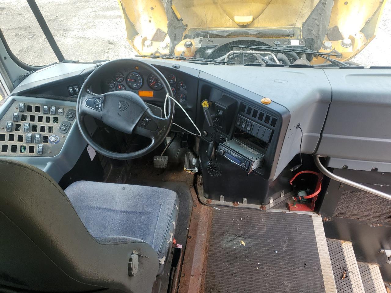 2014 IC CE SCHOOL BUS - R & D - CLN TITLE - PRI FLEET — Фото 5 из 10