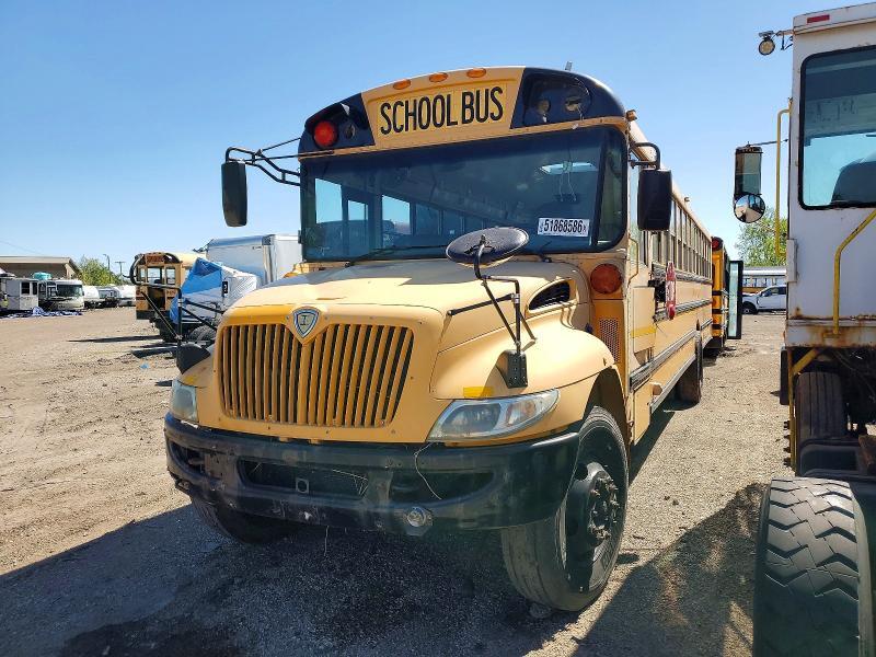 2010 IC CORPORATION CE SERIES SCHOOL - SCHOOL BUS — Фото 2 из 10