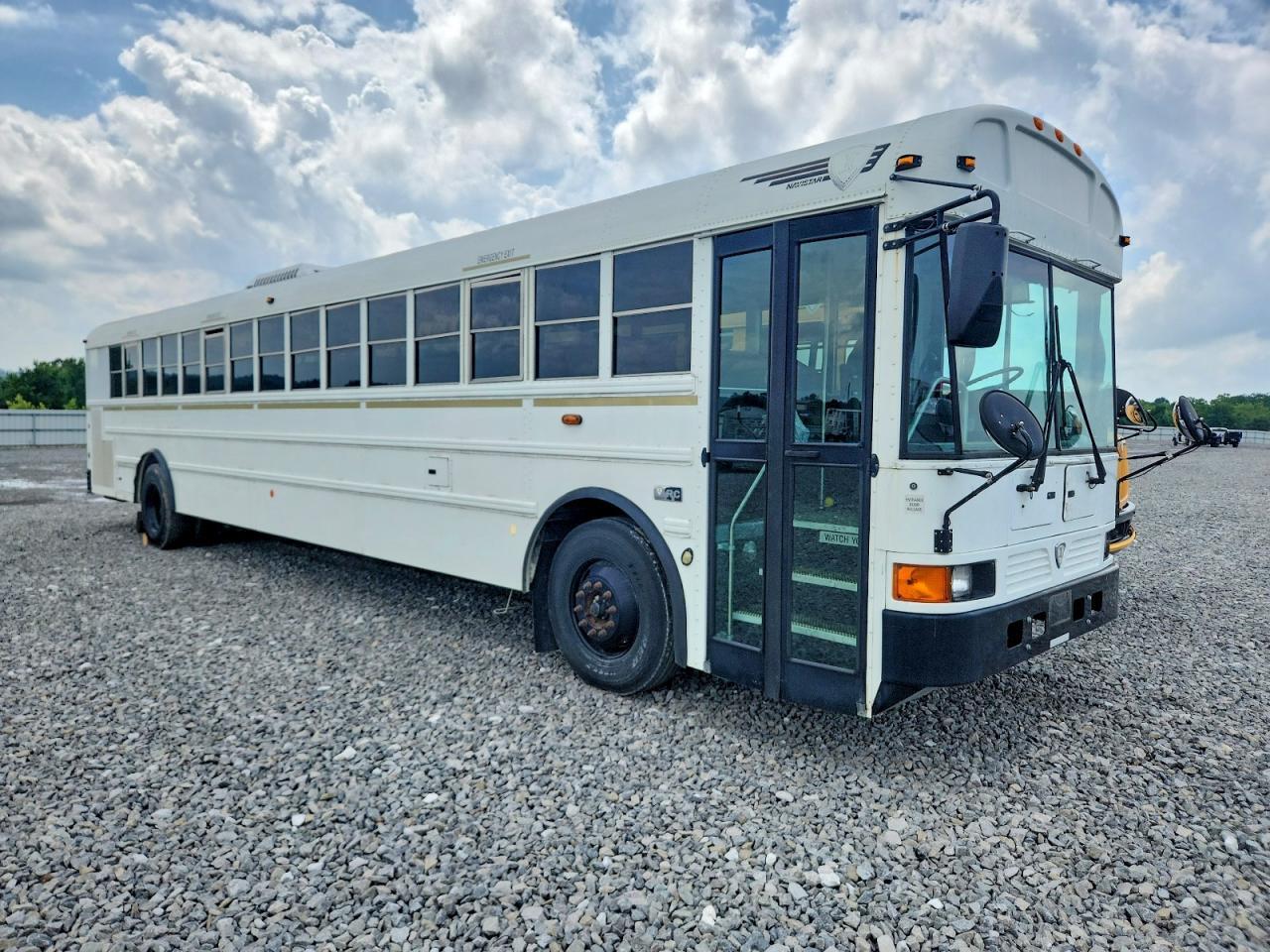 2016 IC CORPORATION 3000 RE