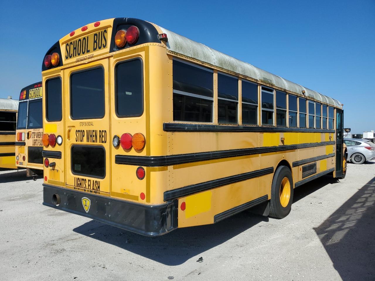 2013 IC CORPORATION CE SERIES SCHOOL - SCHOOL BUS — Фото 4 из 10