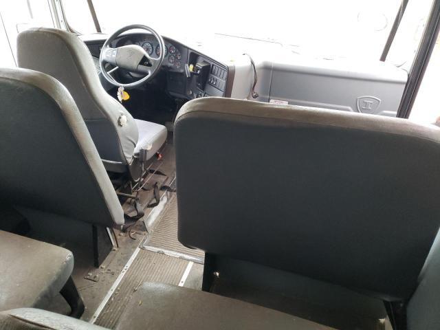 2013 IC CORPORATION CE SERIES SCHOOL - SCHOOL BUS — Фото 5 из 10