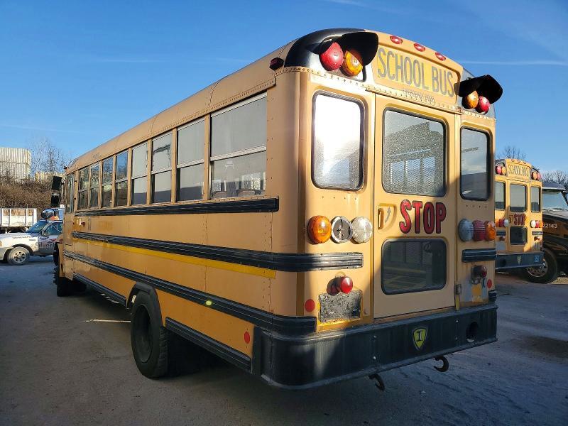 2010 IC CORPORATION CE SERIES SCHOL - SCHOOL BUS — Фото 3 из 10
