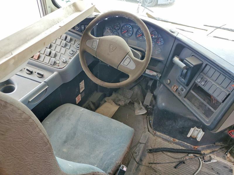 2009 IC CORPORATION CE SERIES SCHOOL - SCHOOL BUS — Фото 5 из 10