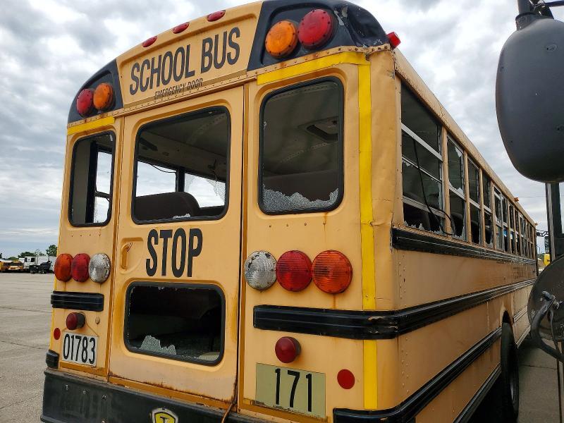 2009 IC CORPORATION CE SERIES SCHOOL - SCHOOL BUS — Фото 9 из 10