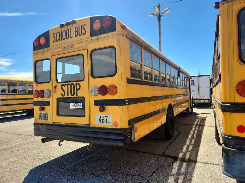 2002 IC CORPORATION CE SERIES SCHOOL - SCHOOL BUS — Фото 4 из 10