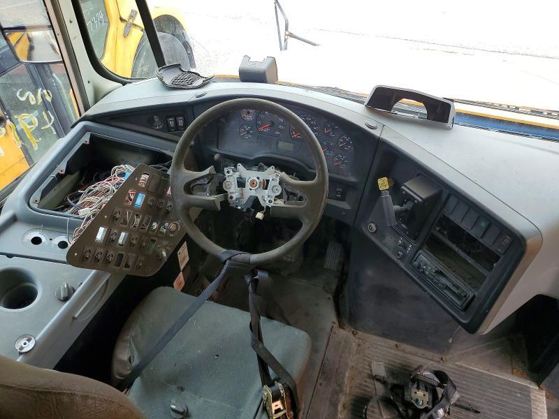 2007 IC CORPORATION CE SERIES SCHOOL - SCHOOL BUS — Фото 5 из 10