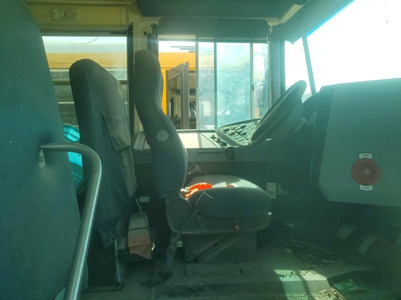 2013 IC CORPORATION CE SERIES SCHOOL - SCHOOL BUS — Фото 5 из 10