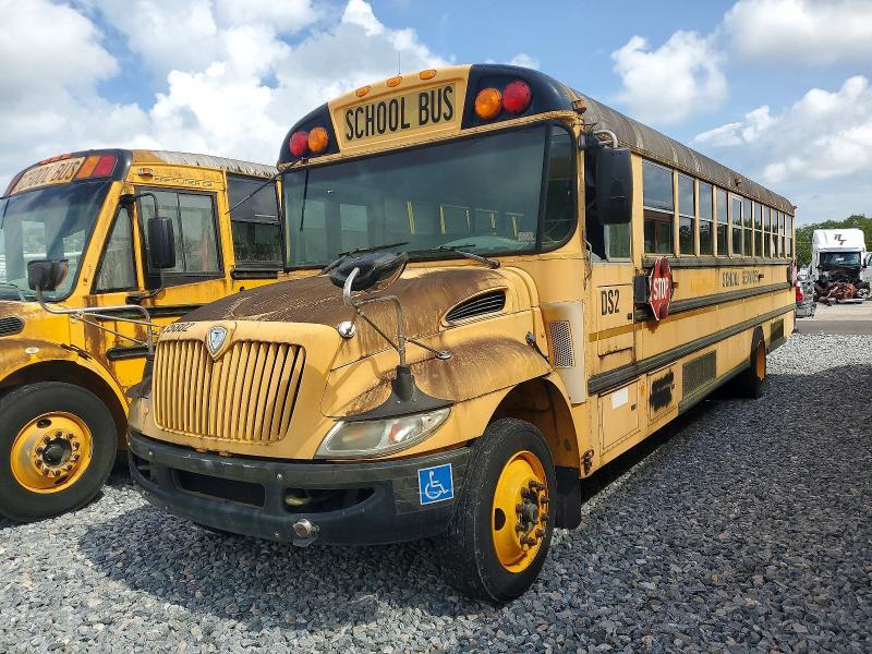 2013 IC CORPORATION CE SERIES SCHOOL - SCHOOL BUS — Фото 2 из 10