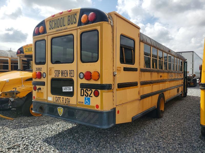 2013 IC CORPORATION CE SERIES SCHOOL - SCHOOL BUS — Фото 4 из 10