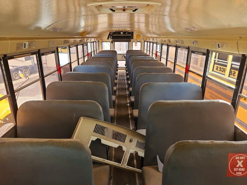 2014 IC CORPORATION CE SERIES SCHOOL - SCHOOL BUS — Фото 6 из 10