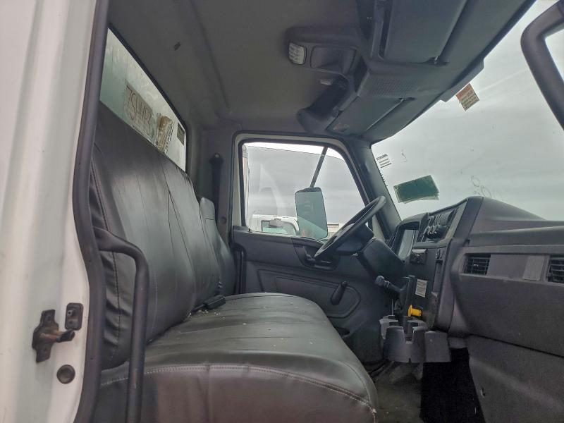 2020 INTERNATIONAL MV607 BOX TRUCK — Фото 5 из 10