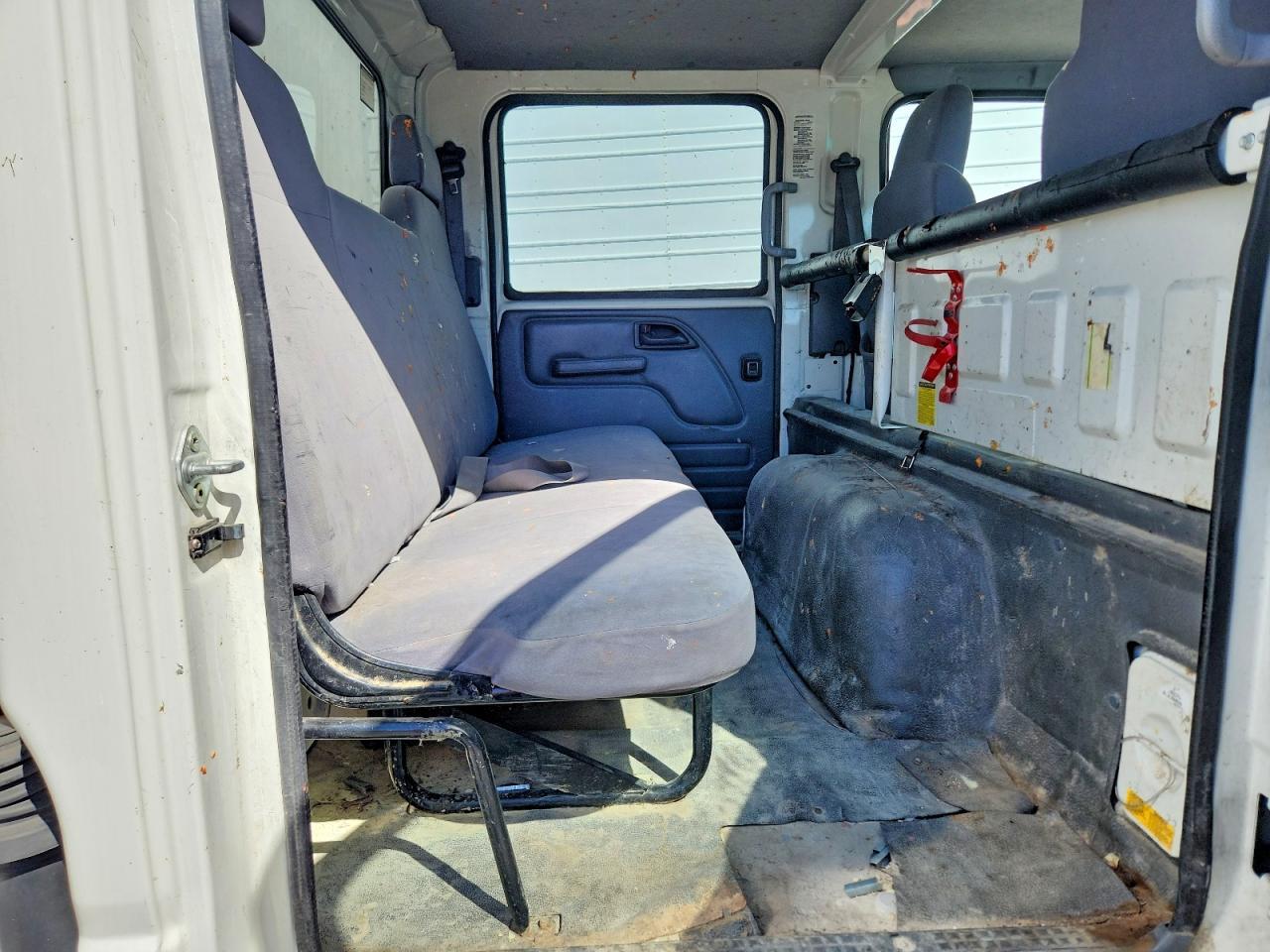 2016 ISUZU NPR HD BOX TRUCK — Фото 10 из 12