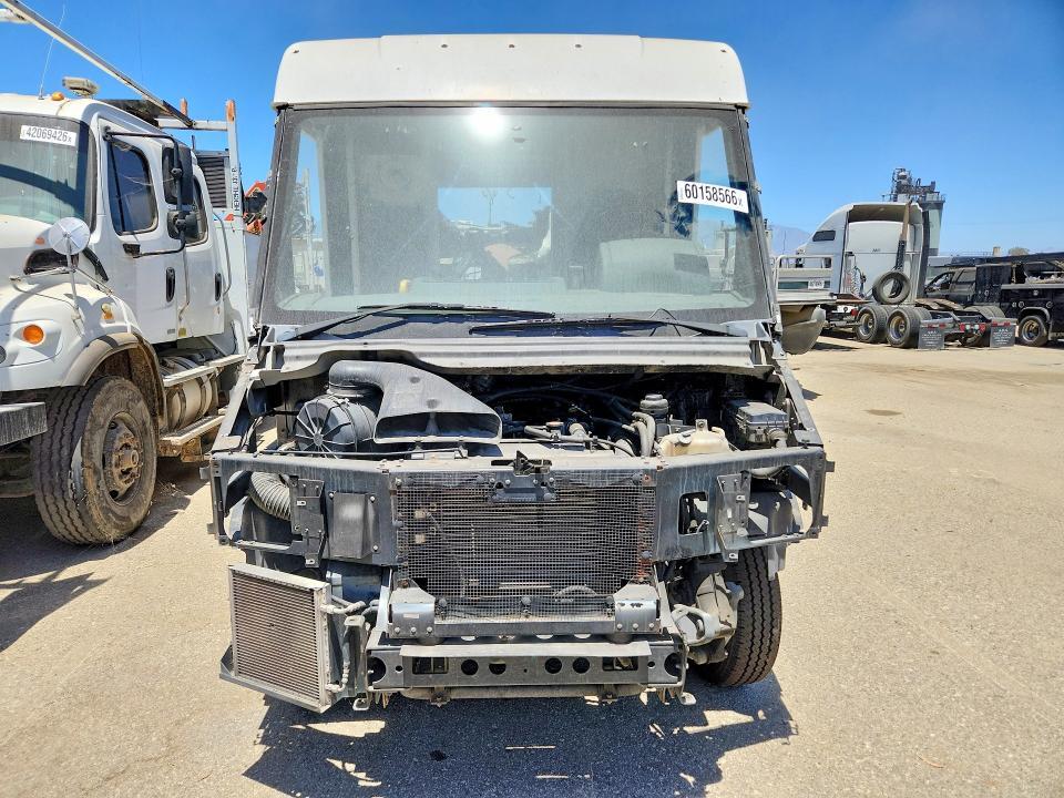 JALB4T172C7W00166 2012 ISUZU NPR photo no. 5