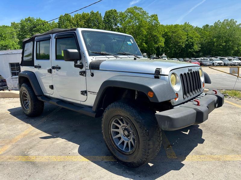 2010 JEEP WRANGLER UNLIMITED SPORT — Фото 4 из 10