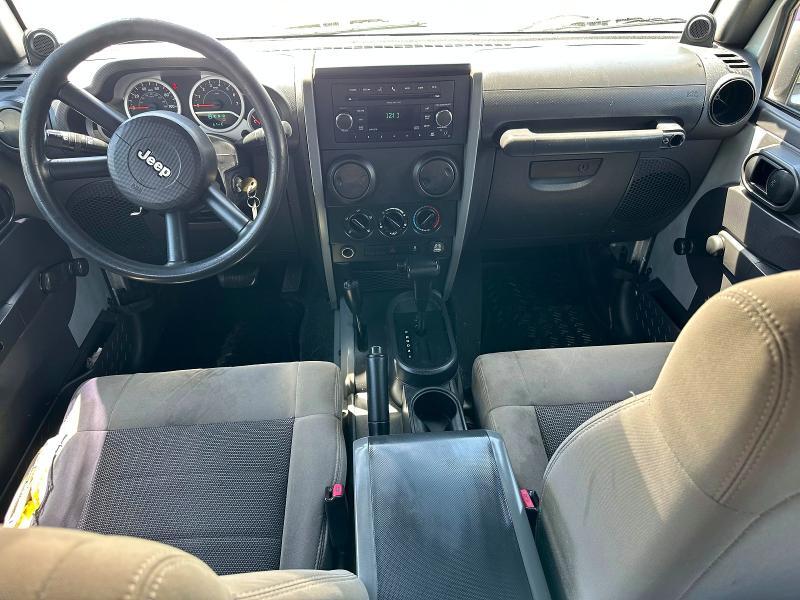 2010 JEEP WRANGLER UNLIMITED SPORT — Фото 9 из 10