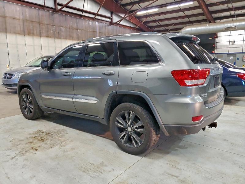 2012 JEEP GRAND CHEROKEE LAREDO — Фото 2 из 13