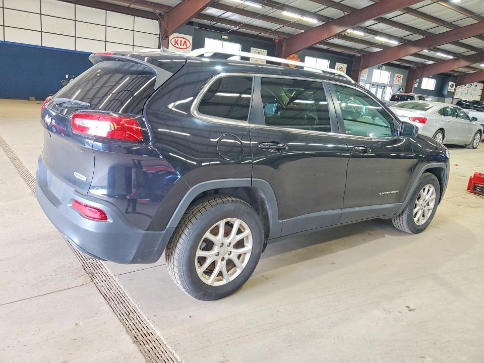 2015 JEEP CHEROKEE LATITUDE — Фото 3 из 13