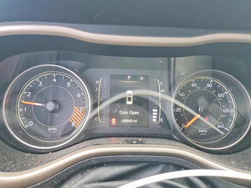 2015 JEEP CHEROKEE LATITUDE — Фото 9 из 13