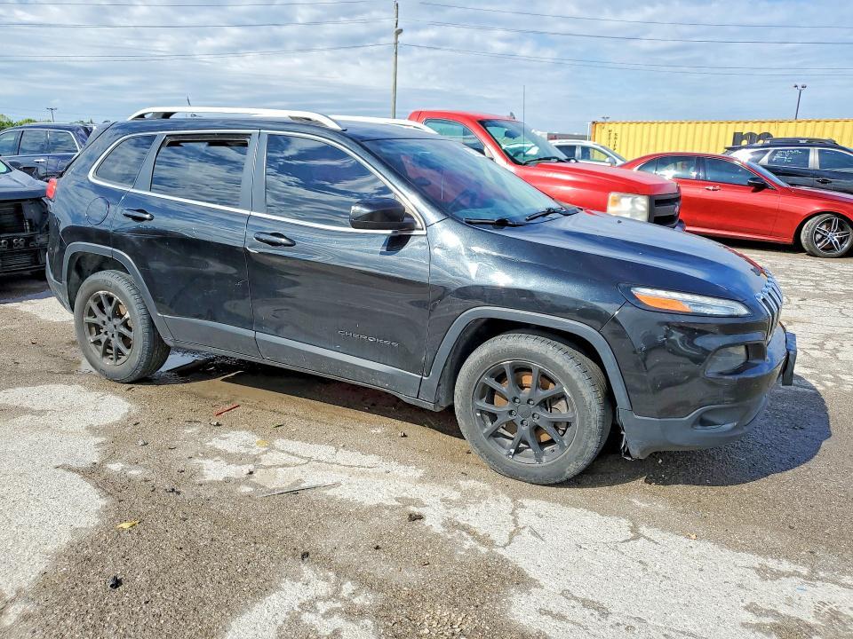 2015 JEEP CHEROKEE LATITUDE — Фото 4 из 14