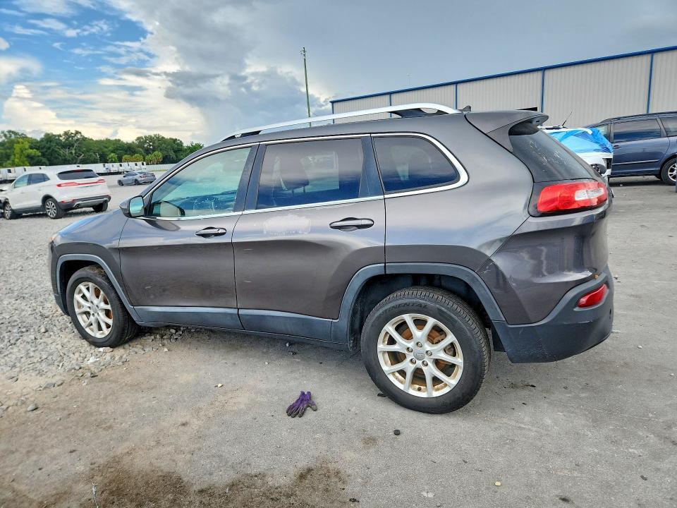 2015 JEEP CHEROKEE LATITUDE — Фото 2 из 13