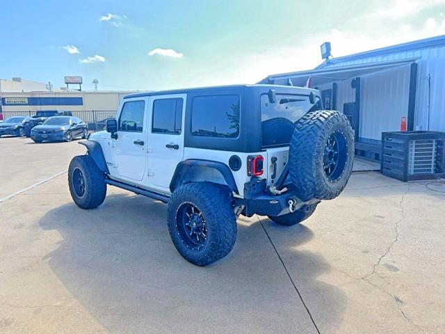 1C4BJWFG3FL530855 2015 JEEP WRANGLER UNLIMITED photo no. 3