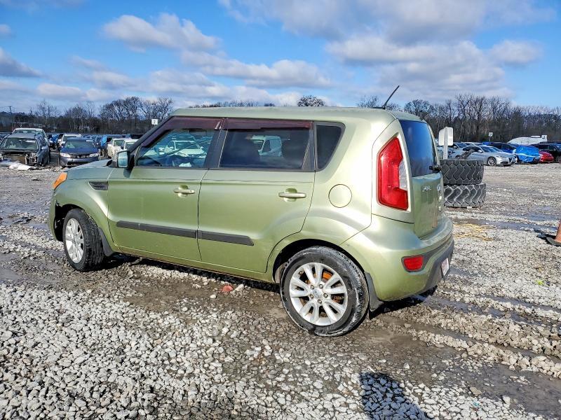 2013 KIA SOUL + — Фото 2 из 12