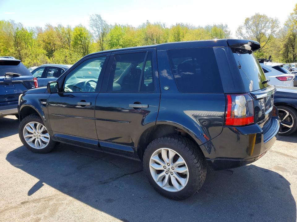 2011 LAND ROVER LR2 HSE — Фото 2 из 13