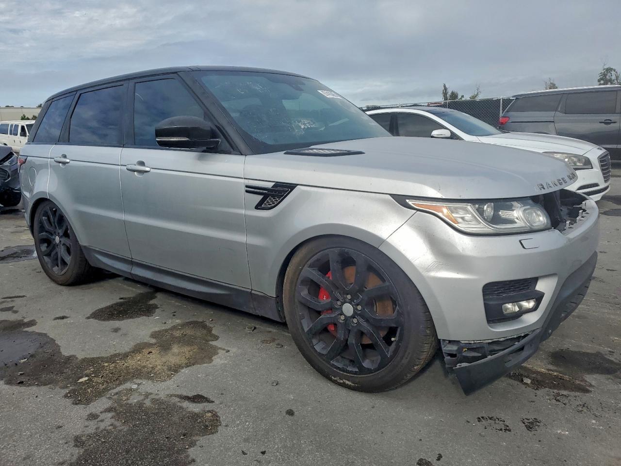 2015 LAND ROVER RANGE ROVER SPORT V8 SUPERCHARGED — Фото 4 из 14