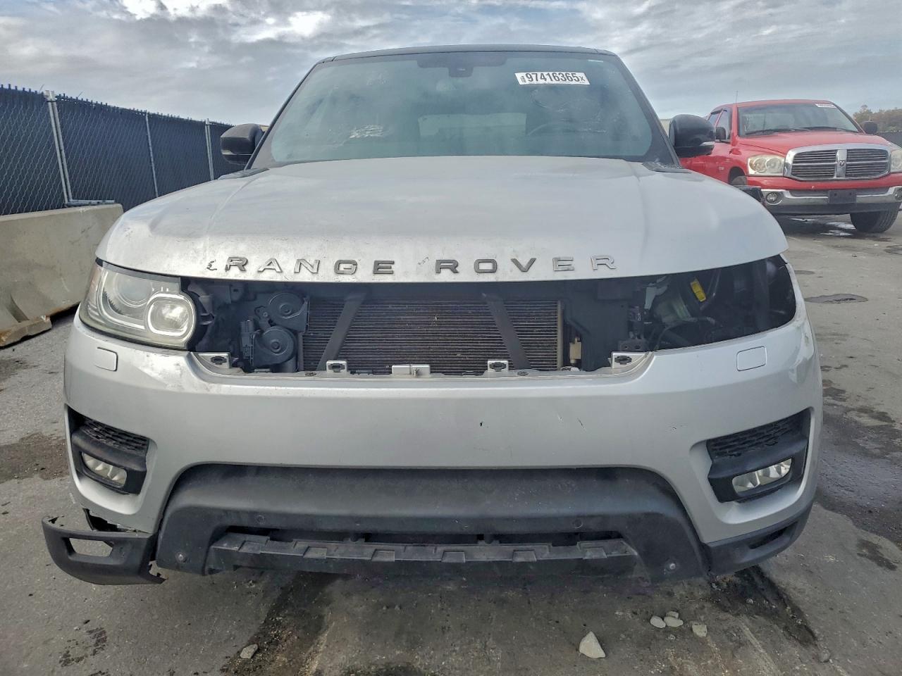 2015 LAND ROVER RANGE ROVER SPORT V8 SUPERCHARGED — Фото 5 из 14