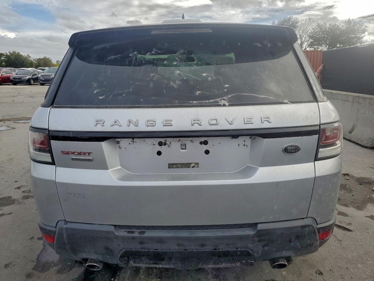 2015 LAND ROVER RANGE ROVER SPORT V8 SUPERCHARGED — Фото 6 из 14
