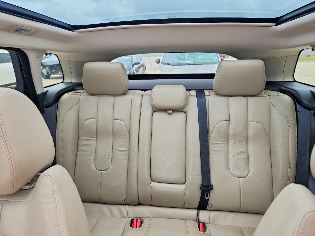 2015 LAND ROVER RANGE ROVER EVOQUE PURE PLUS — Фото 10 из 13