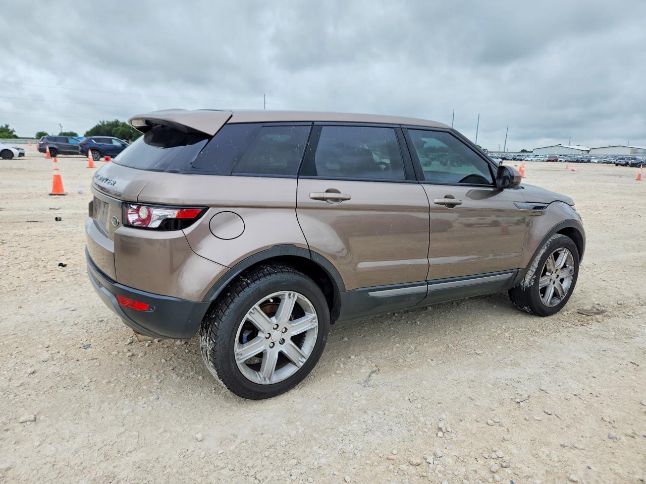 2015 LAND ROVER RANGE ROVER EVOQUE PURE PLUS — Фото 3 из 13