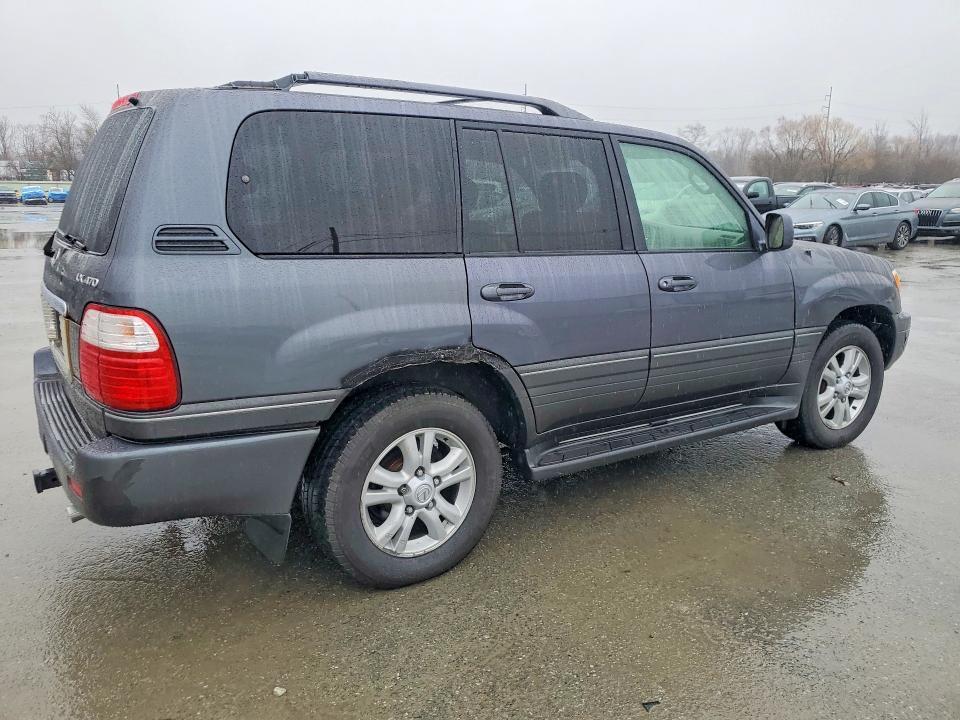 2005 LEXUS LX 470 BASE — Фото 3 из 13