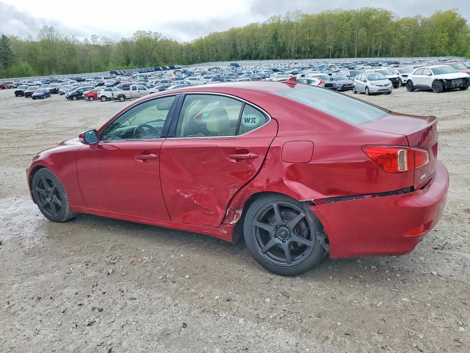 2012 LEXUS IS 250 — Фото 2 из 12