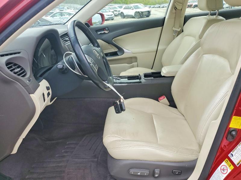 2012 LEXUS IS 250 — Фото 7 из 12