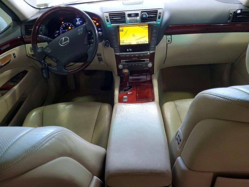 2011 LEXUS LS 460 BASE — Фото 8 из 12