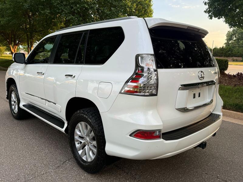 2015 LEXUS GX 460 — Фото 3 из 10