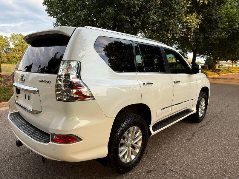 2015 LEXUS GX 460 — Фото 4 из 10
