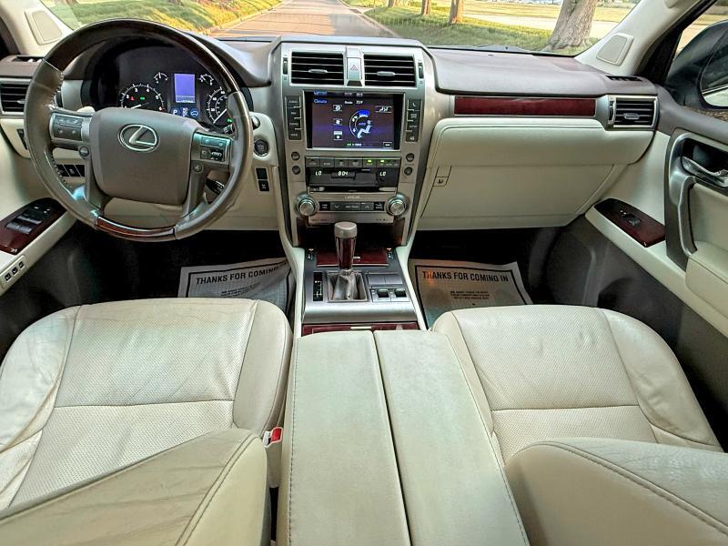 2015 LEXUS GX 460 — Фото 9 из 10