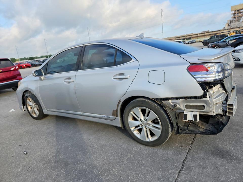 2011 LEXUS HS 250H — Фото 2 из 12