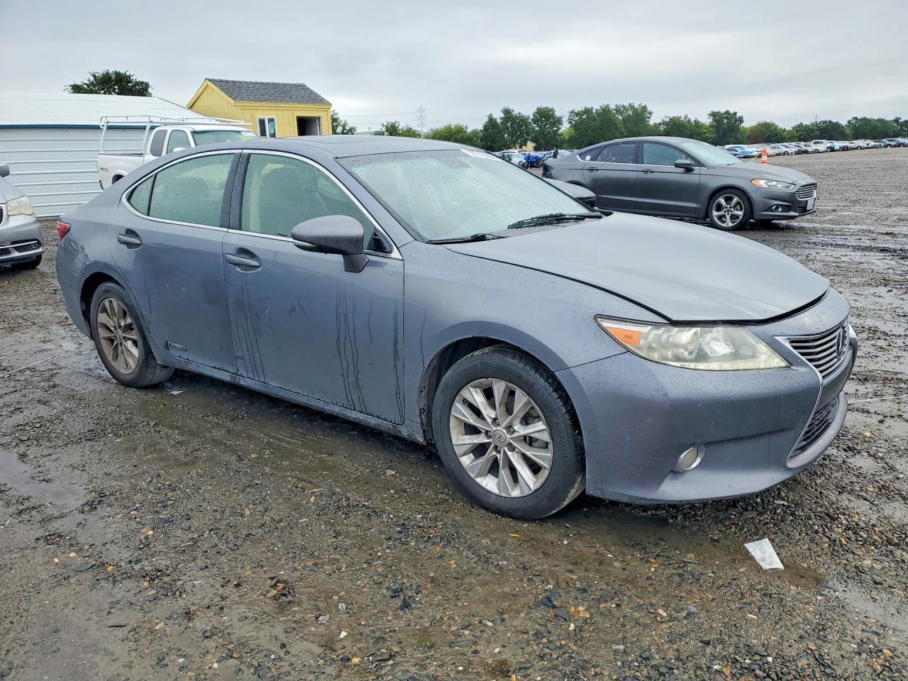 JTHBW1GG8D2038259 2013 LEXUS ES photo no. 4