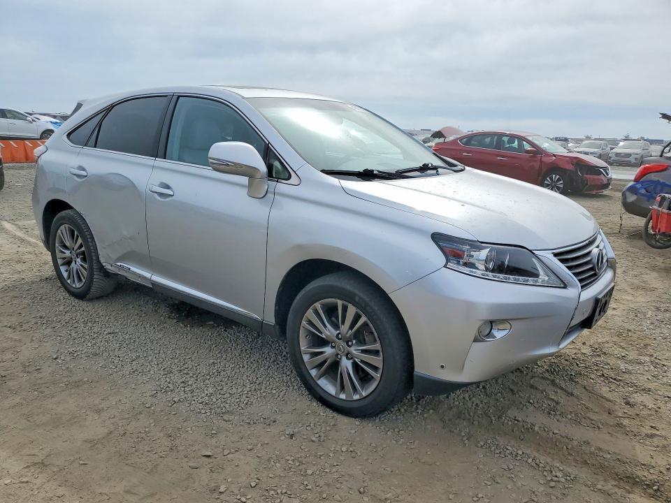 2013 LEXUS RX 450H — Фото 4 из 13