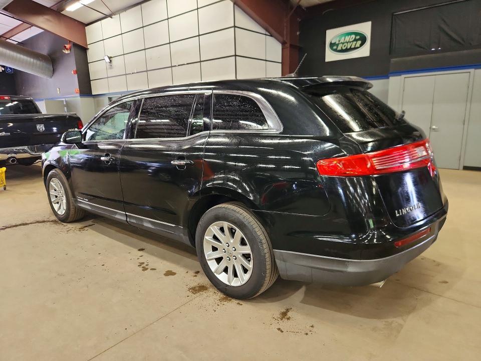 2014 LINCOLN MKT — Фото 2 из 13