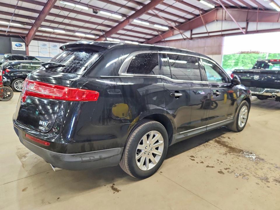 2014 LINCOLN MKT — Фото 3 из 13