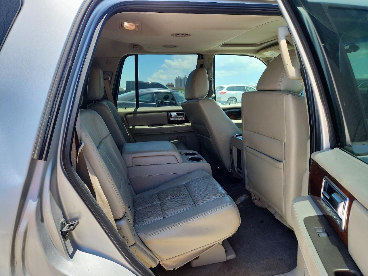 2013 LINCOLN NAVIGATOR — Фото 11 из 13
